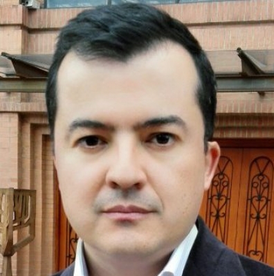 Camilo </br> Saenz